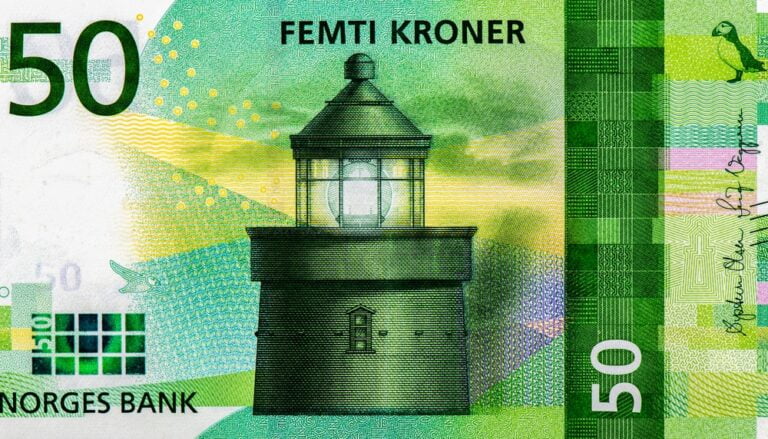 Norway 50 krone featuring a Norwegian lighthouse.