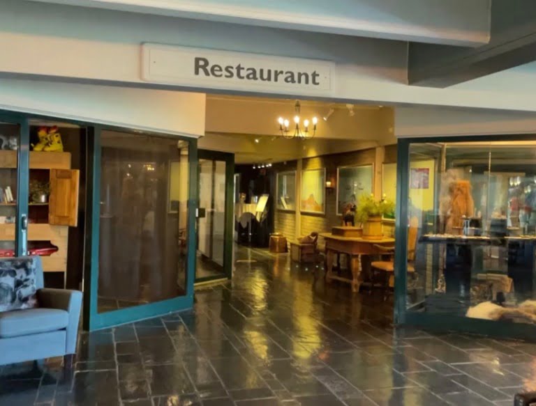 Entrance to the restaurant at Radisson Blu Beitostølen