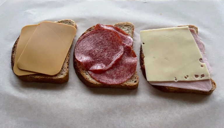 Bread with basic toppings in Norway