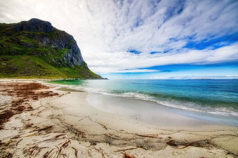 Uttakleiv beach in Lofoten