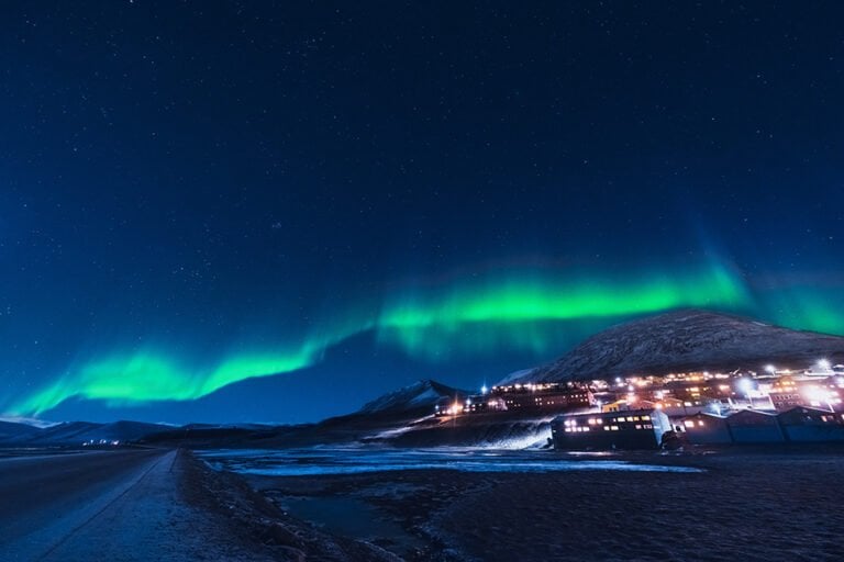 Aurora borealis display in Longyearbyen, Svalbard
