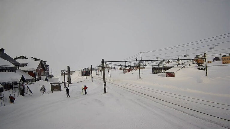 Finse station webcam screenshot in January.