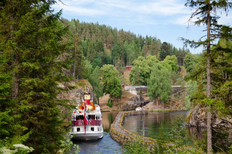 M/S Henrik Ibsen ferry boat at lower canal of the Vrangfoss lock during a journey on the Telemark Canal, Norway. Photo: Dmitry Naumov / Shutterstock.com.