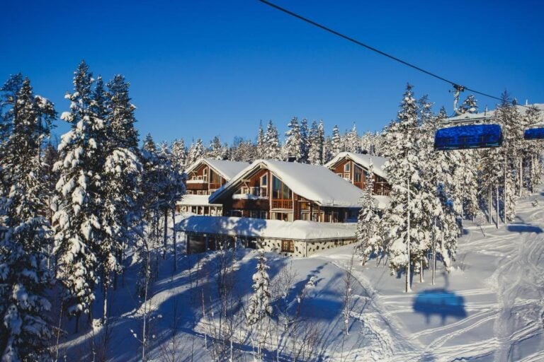 Hemsedal ski cabins in the snow