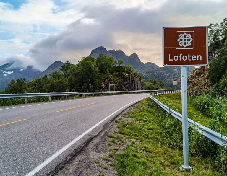 Lofoten scenic route sign.