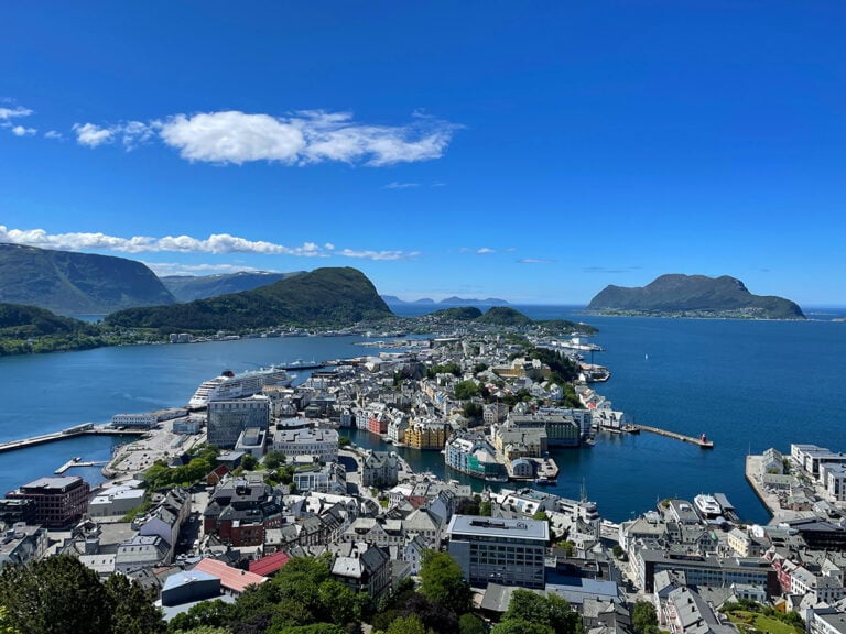 View of Ålesund from Fjellstua at the Aksla viewpoint.