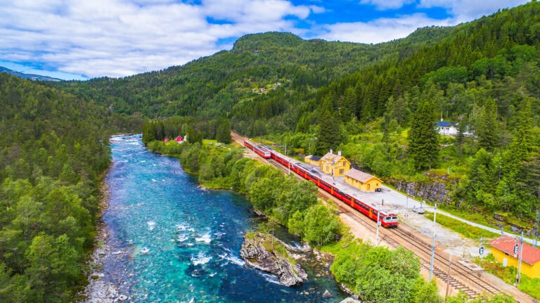 Oslo to Bergen railway feature image