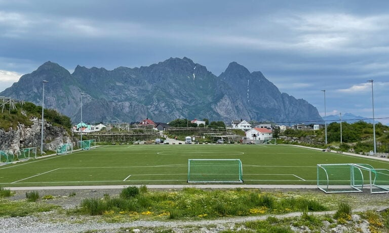A view of the Henningsvær football pitch.