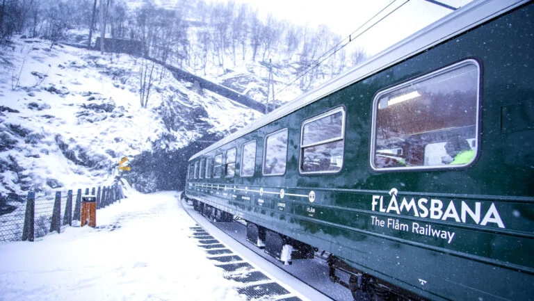 Flåm railway in the winter. Photo:  Manida Thiensiripipat / Shutterstock.com.
