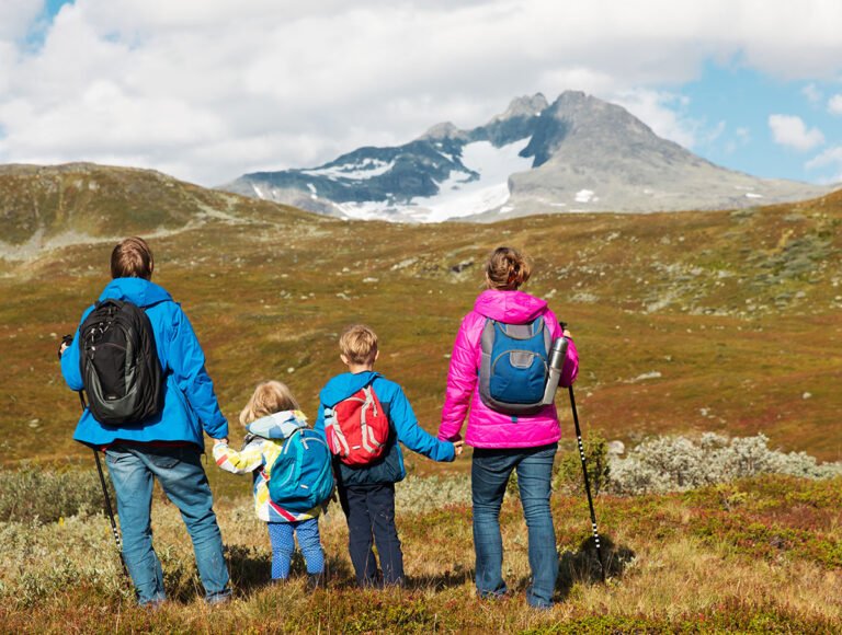 Family hike in the Norwegian mountains.