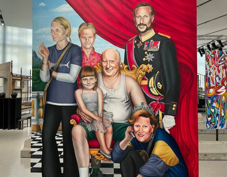 Modern painting of the Norwegian Royal Family by Lena Trydal.