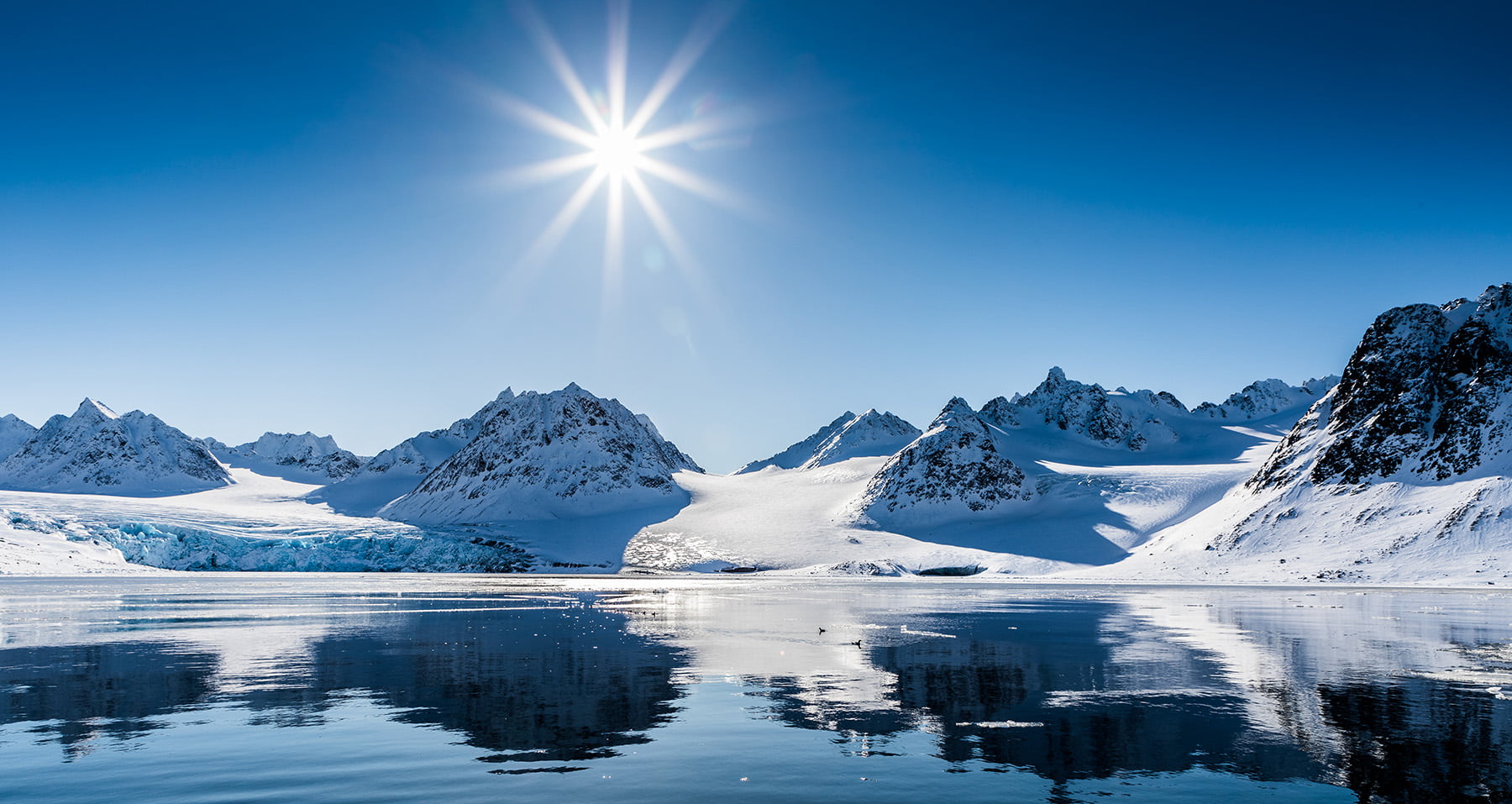 Summer sun in Svalbard