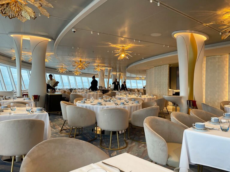 Hudson Dining Room on the Norwegian Prima