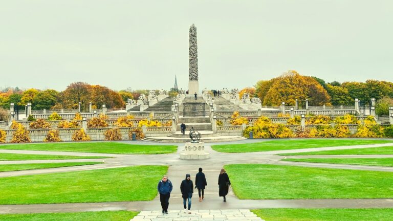 Autumn colours in Vigeland Sculpture Park, Oslo, Norway.