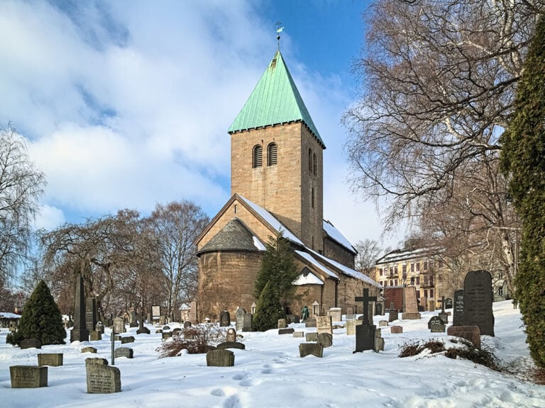 Old Aker Church in Oslo. Photo: Mikhail Markovskiy / Shutterstock.com.