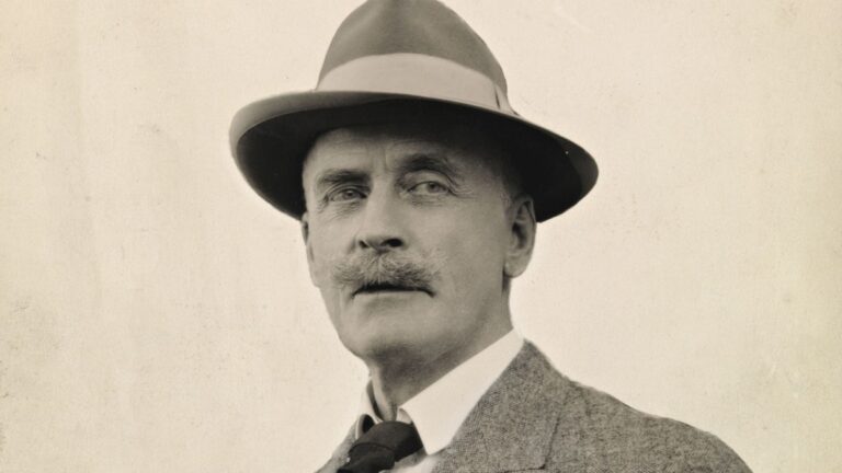 Norwegian writer Knut Hamsun.