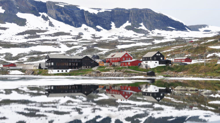 Lakeside buildings at Finse.