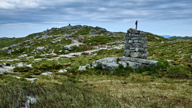 Hiking in Bergen mountains