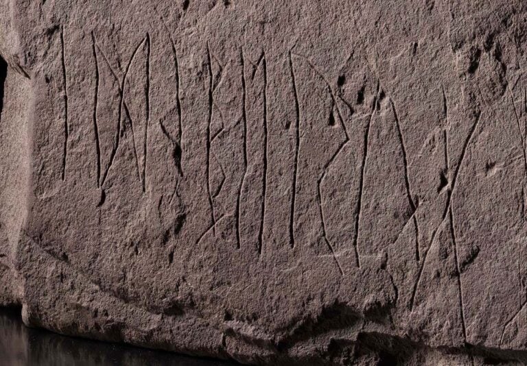 These runes were inscribed between the years 1 and 250 AD and date back to the earliest days of the enigmatic history of runic writing. Photo: Alexis Pantos/KHM, UiO.