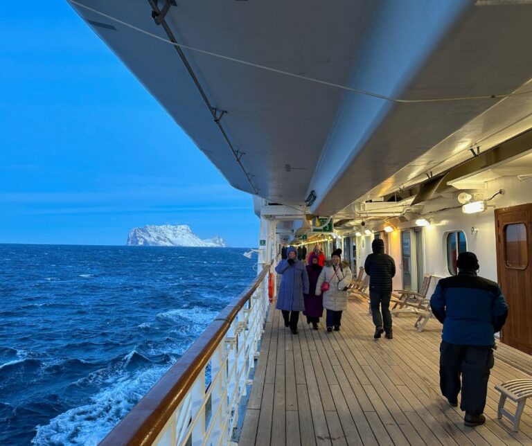 Promenade deck 3 on the Borealis.