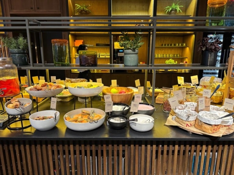 Breakfast buffet at the Quality Hotel Ålesund.
