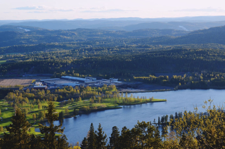 Forest and lake in the surrounding area of Oslo, Norway.