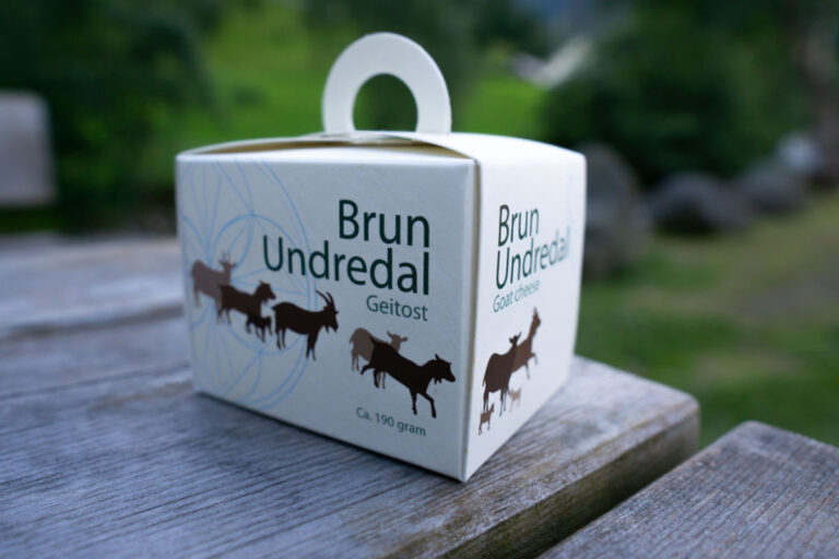 Brown goat's cheese from Undredal. Stepan Bezvershuk / Shutterstock.com.