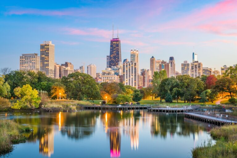 Skyline of Chicago, an American city twinned with Gothenburg.