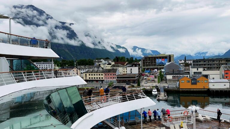 The back of the Fred Olsen Balmoral cruise ship.