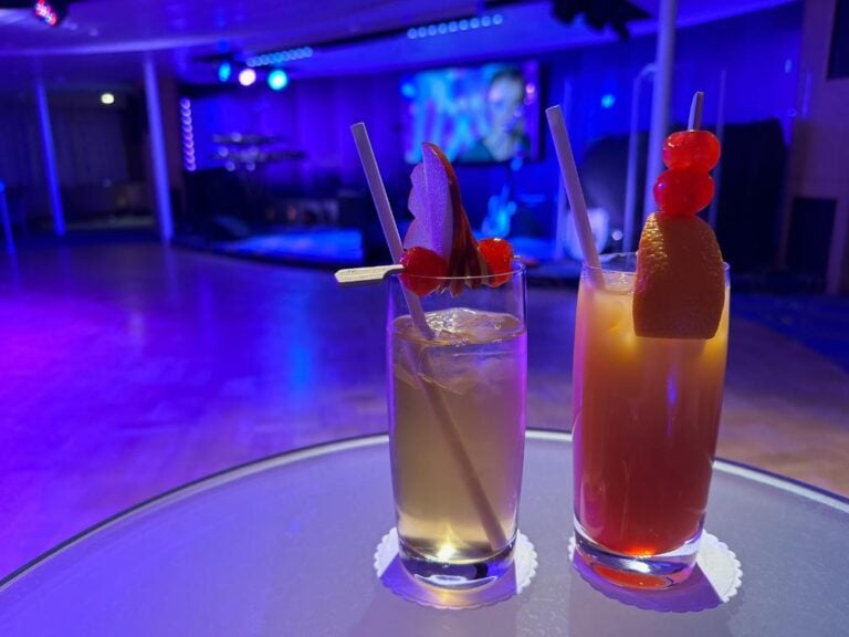 Mocktails in the Balmoral's Lido Lounge.