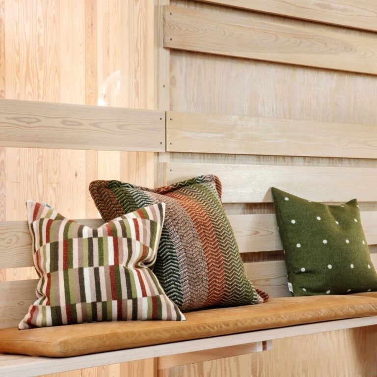Pastille cushions from Røros Tweed. Photo: Røros Tweed.