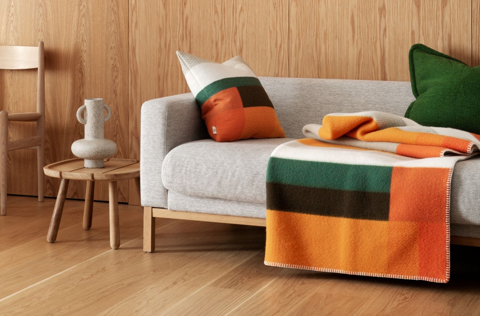 Røros Tweed produces a range of blankets, throws and cushions. Photo: Røros Tweed.