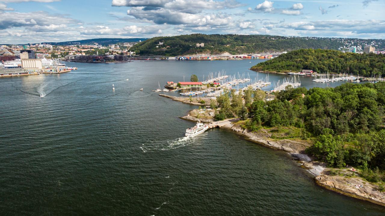 Hovedøya island with Oslo in the background.