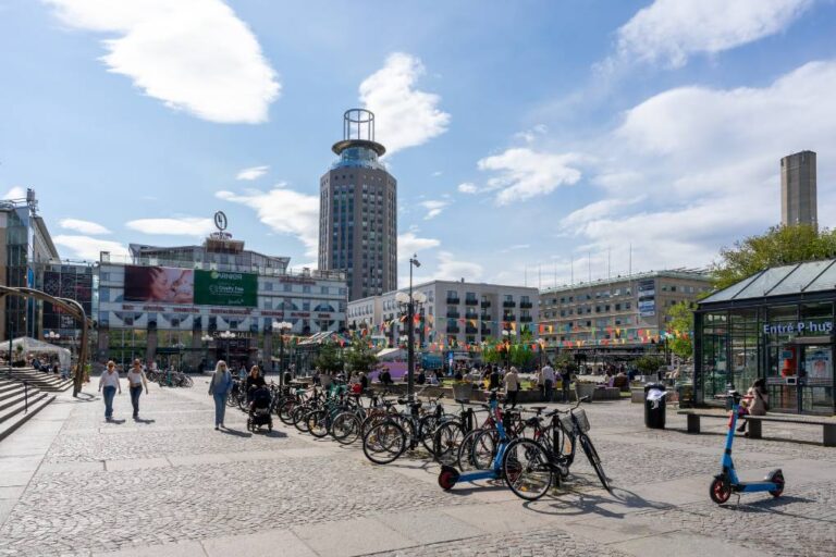 Public square in Södermalm, Stockholm. Photo: Jaz_Online / Shutterstock.com.