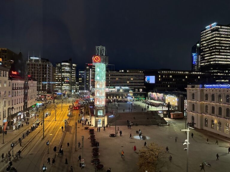 View across Jernbanetorget in Oslo from Amerikalinjen hotel room. Photo: David Nikel.