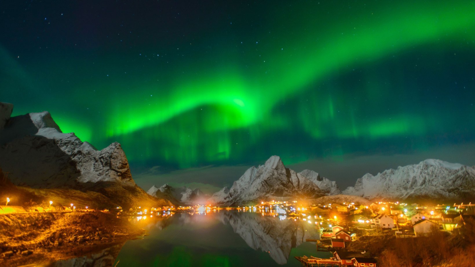 Northern lights in Lofoten, above the Arctic Circle.