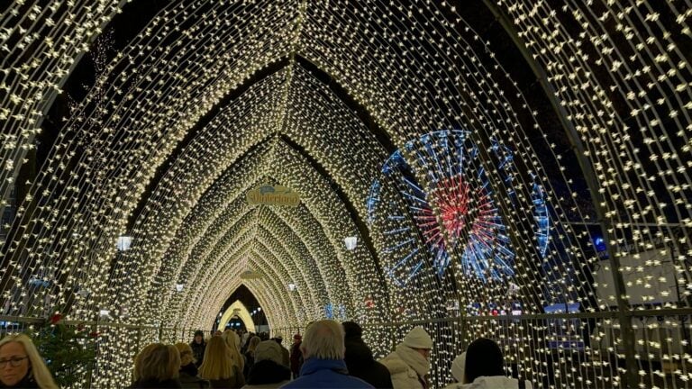 Christmas light tunnel at Oslo Christmas market. Photo: David Nikel.