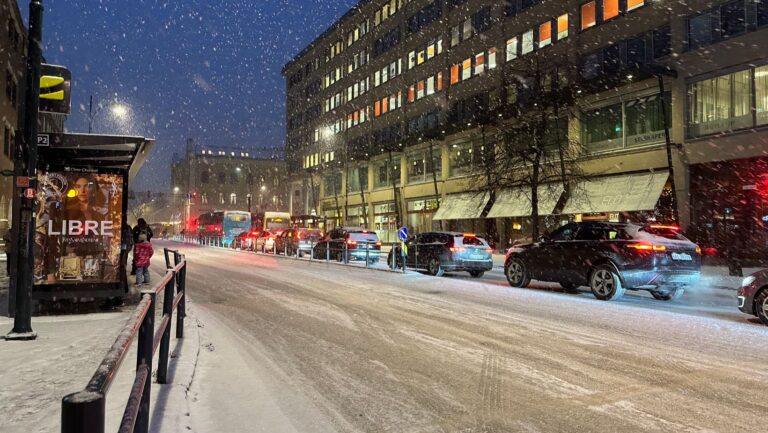 Winter road conditions in Trondheim, Norway. Photo: David Nikel.