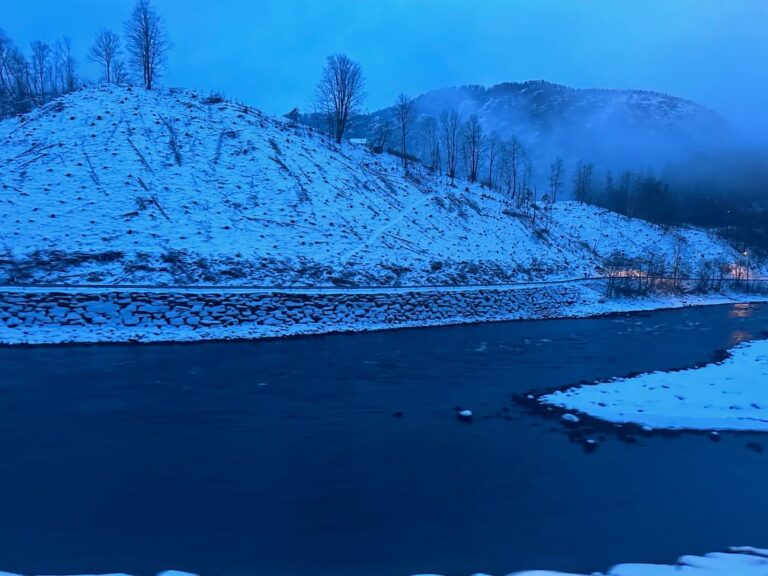 View from Bergen Railway in the winter. Photo: David Nikel.