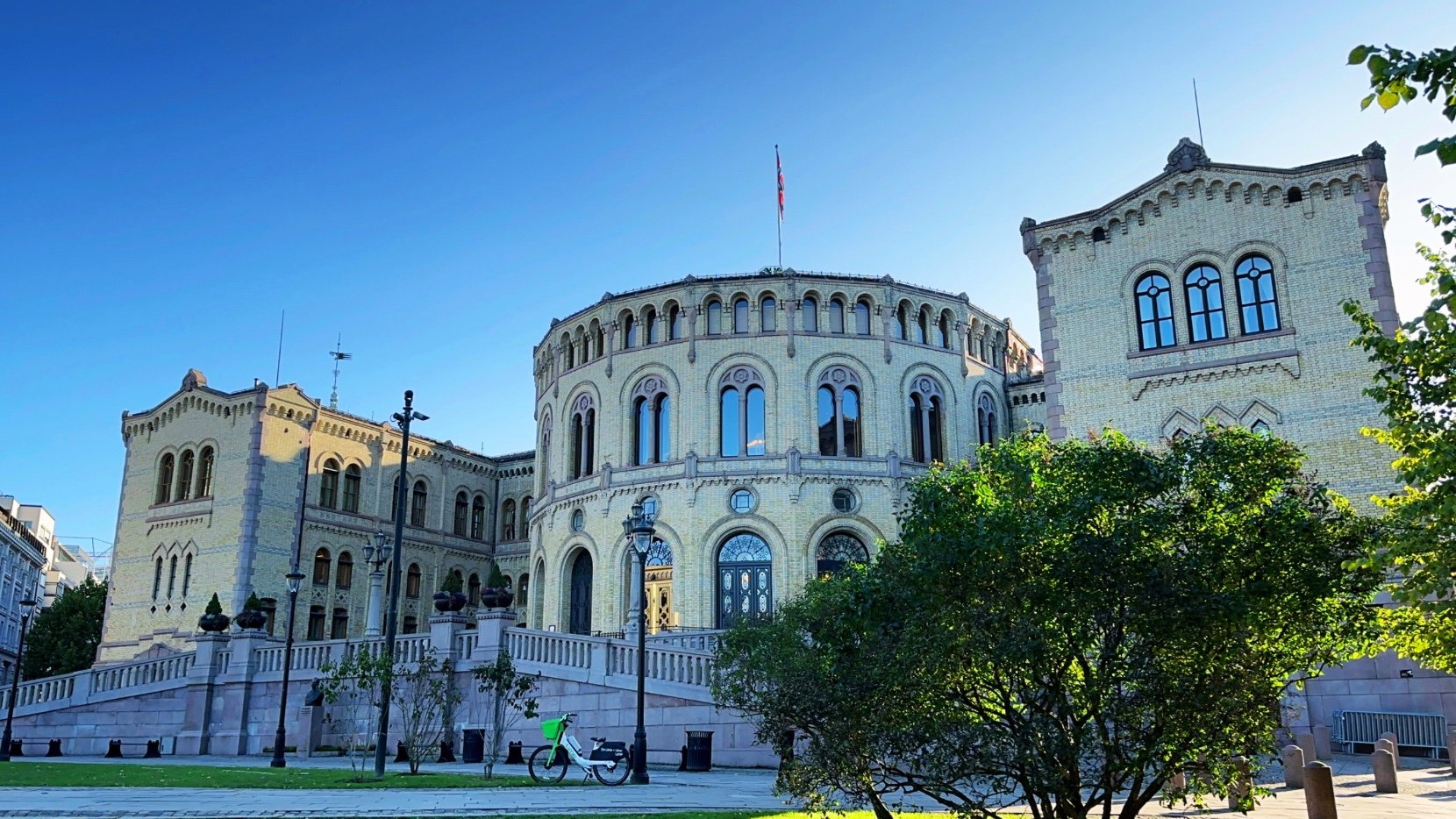 Norwegian Parliament building in Oslo. Norway. Photo: David Nikel.