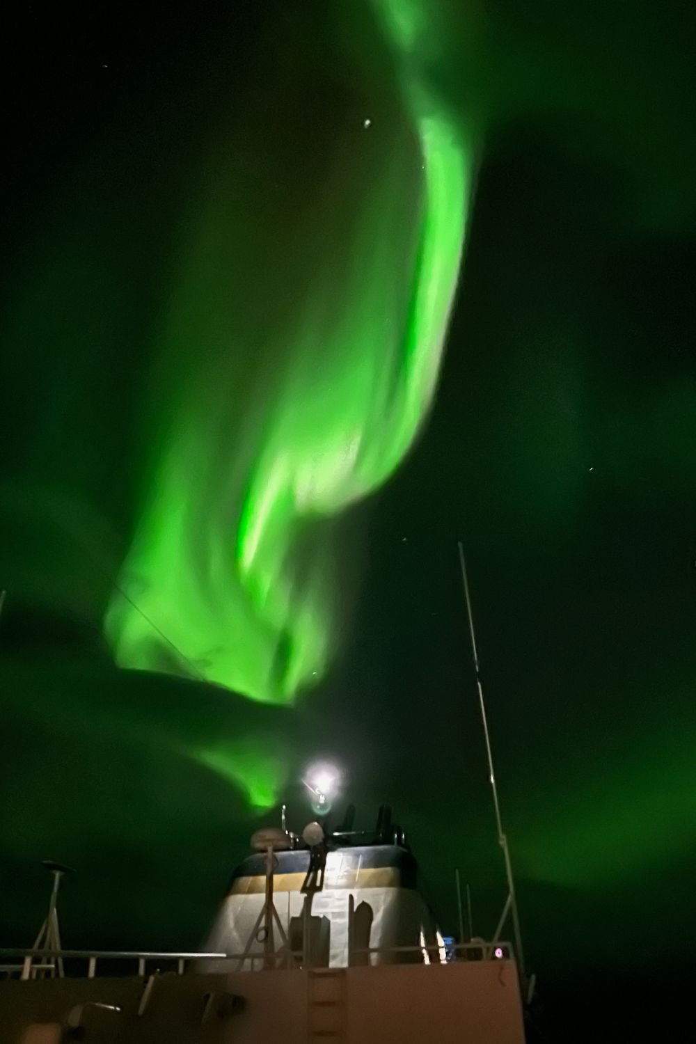 Northern lights seen from Havila Polaris. Photo: David Nikel.