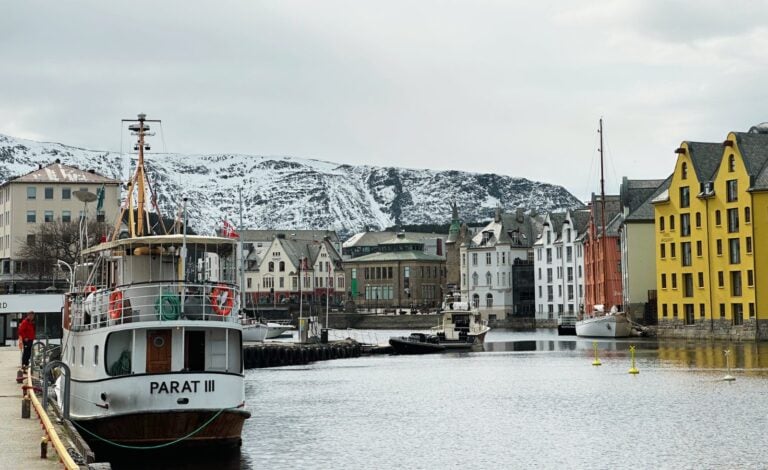 Waterfront view of Ålesund in the winter. Photo: David Nikel.