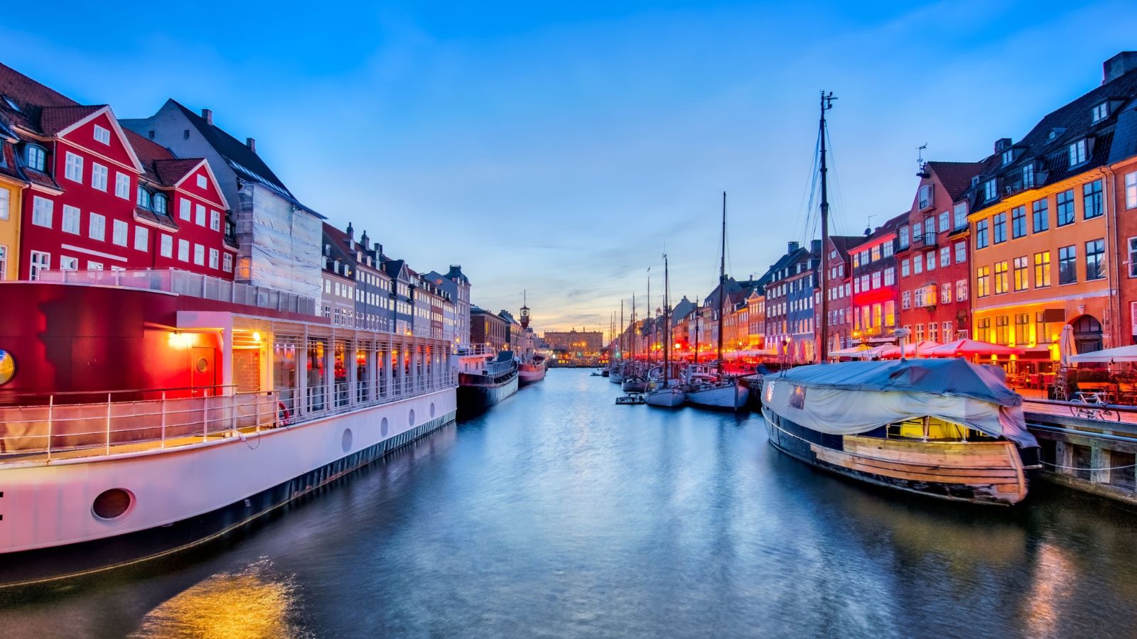 Classic Denmark photo of the Copenhagen canal, Nyhavn.