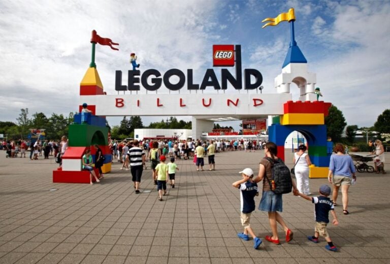 Entrance of Legoland Billund in Denmark. Photo: Jeppe Gustafsson / Shutterstock.com.