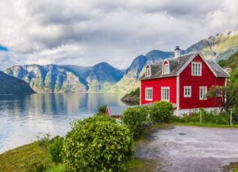 83: Buying a House in Norway