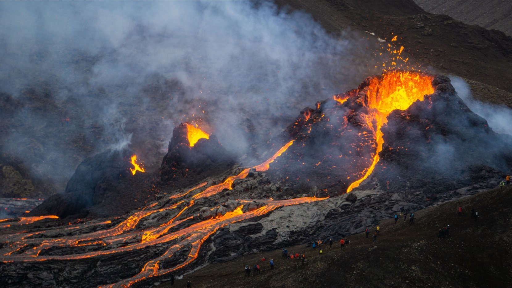 Iceland volcanic eruption image.