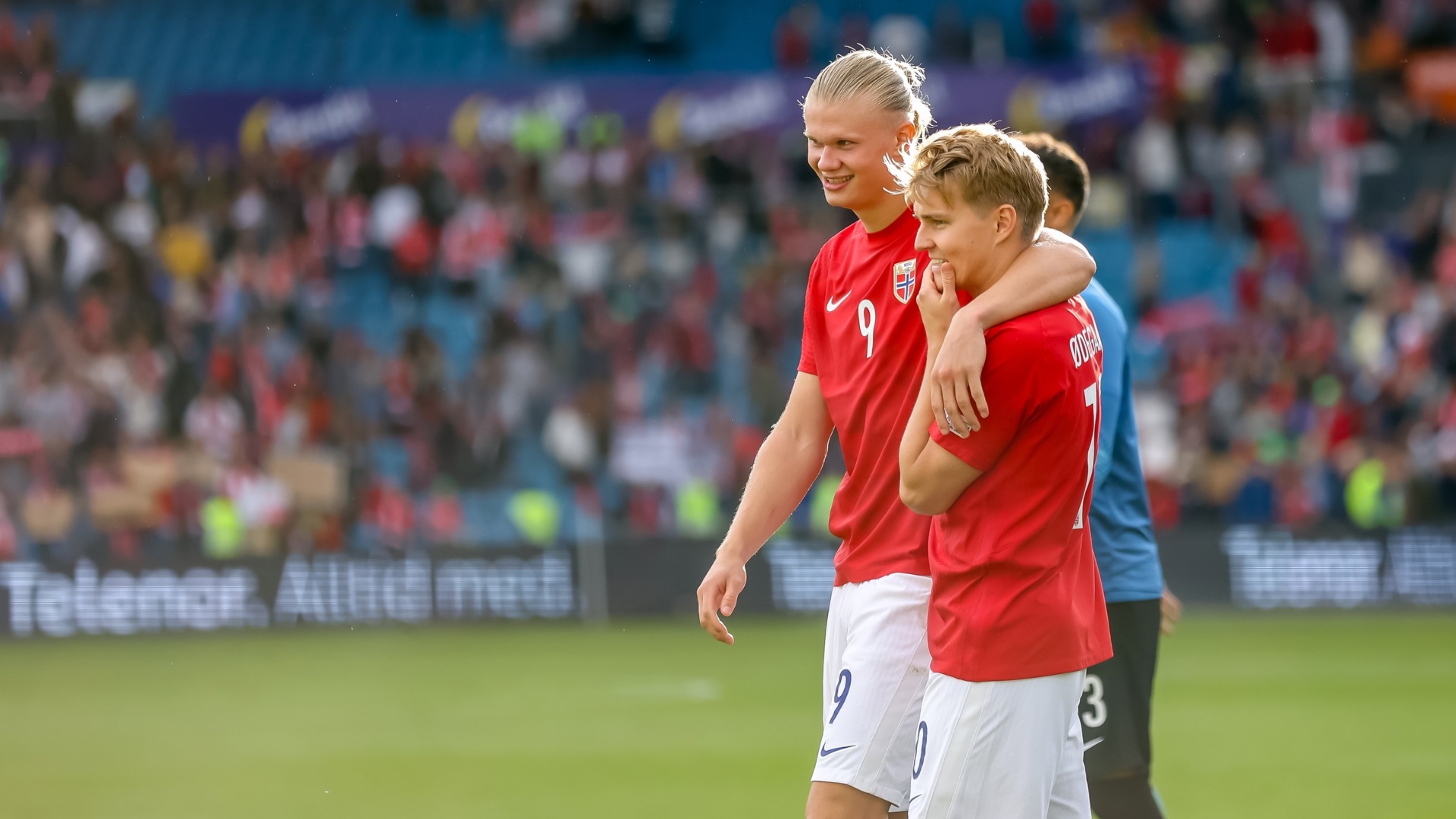 Erling Haaland and Martin Ødegaard. Photo: froarn / Shutterstock.com.