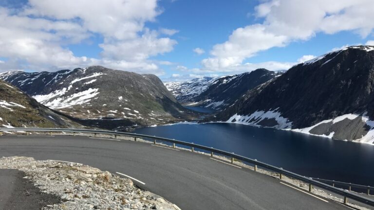 The road to Dalsnibba. Photo: David Nikel.