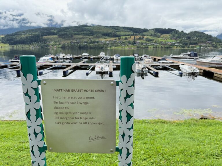 A Hauge poem written in Nynorsk in Ulvik, Norway. Photo: David Nikel.