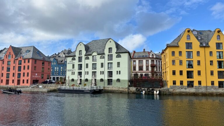 Hotel Brosundet in Ålesund. Photo: David Nikel.